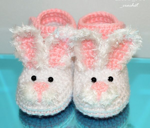 Crocheting girls - shoes